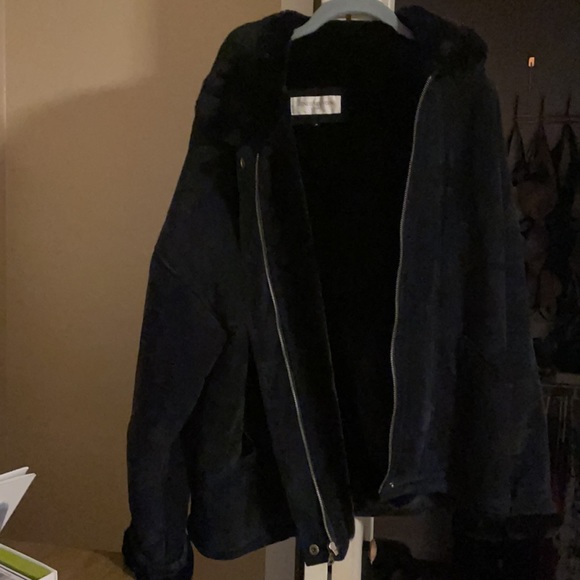 Jacket - Picture 2 of 4